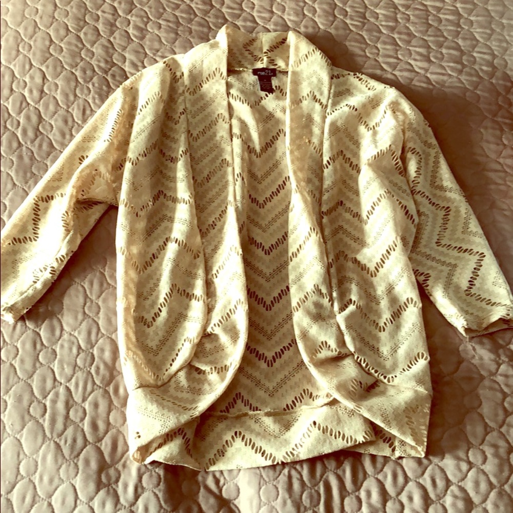 3/4 sleeve sweater